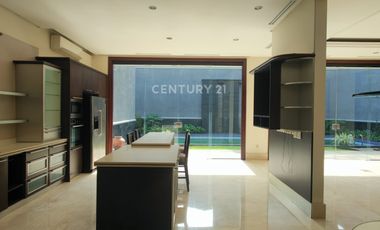 Dijual Rumah Siap Huni Dengan Pool Di Pondok Indah JakSel