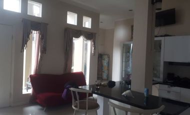 Jarang Ada!! Rumah Plus Cafe Mewah di Dago