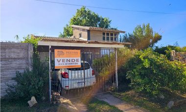 VENTA Casa 3 amb c/gge más Depto 1 amb