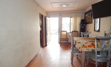 casa en venta en las moras. Cod V87433