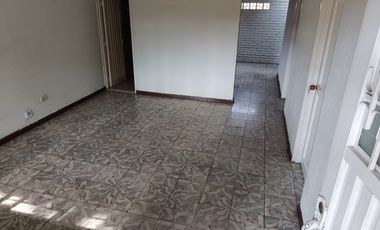 casa en arriendo en aranjuez. Cod A6442