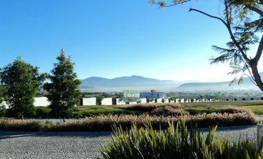 Gran Oportunidad! Frente a área verde, TIENE TODO!