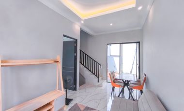 Rumah Strategis 7 Menit ke Stasiun Depok Lama SHM Dibantu KPR J-43848
