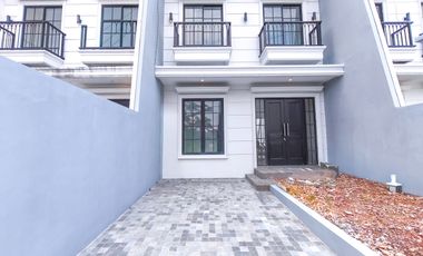 Rumah Strategis 7 Menit ke Stasiun Depok Lama SHM Dibantu KPR J-43848