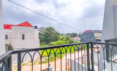 Rumah Strategis 7 Menit ke Stasiun Depok Lama SHM Dibantu KPR J-43848