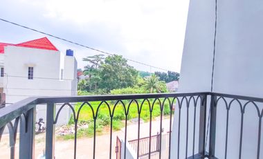 Rumah Strategis 7 Menit ke Stasiun Depok Lama SHM Dibantu KPR J-43848