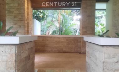 Rumah Di Compound Lebak Bulus Dengan 4kamar Dan Kolam Renang