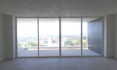 Residencia Estilo Moderno Fracc Burgos Corinto