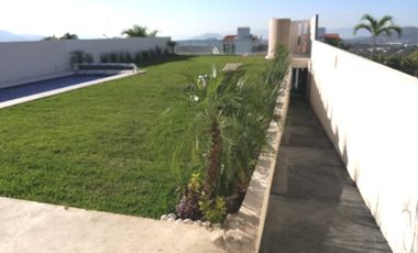 Residencia Estilo Moderno Fracc Burgos Corinto