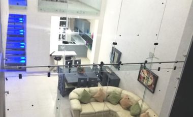 Residencia Estilo Moderno Fracc Burgos Corinto