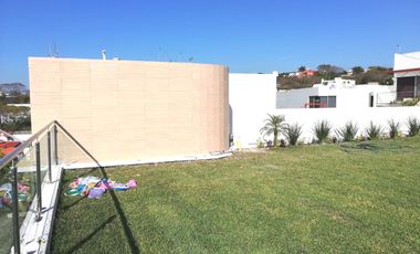 Residencia Estilo Moderno Fracc Burgos Corinto