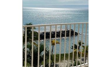 VENTA DE APARTAMENTO FRENTE AL MAR EN BUENA VENTURA