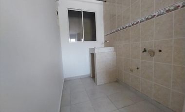 local en arriendo en villa carolina. Cod A89395