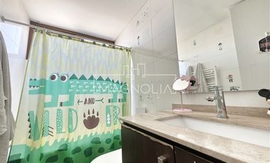 OPORTUNIDAD SE VENDE CASA EN CHAMISERO, GRAN PARQUE DE 5000