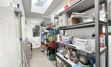 OPORTUNIDAD SE VENDE CASA EN CHAMISERO, GRAN PARQUE DE 5000