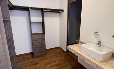 CASA EN VENTA, PRIVADA FORJA REAL