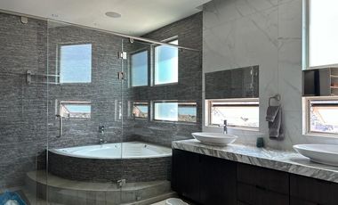 CASA EN VENTA EN BOSQUE REAL