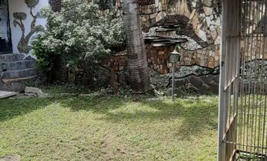 xyiwr.Rumah Jl Jemursari Siap Huni Hadap Utara Listrik 2200