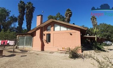 Casa en arriendo de 4 dorm. en Copiapó