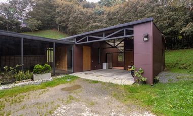 casa en arriendo/venta en vereda carrizales. Cod V27863