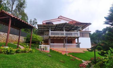 casa campestre en venta en dapa. Cod V13485