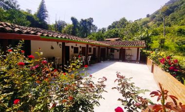 Venta de Finca en Piedecuesta - Vía La Mesa de Los Santos. Cod V6027