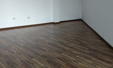 Excelentes Locales en Venta en Plaza del Río