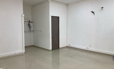 local en arriendo/venta en andalucía. Cod V104950