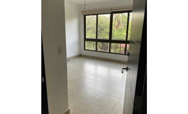 APARTAMENTO AMOBLADO EN PH. AMADOR HEIGHTS 2 REC 132 M2