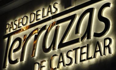 Excelente Local en Terrazas de Castelar