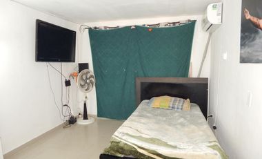 casa en venta en los almendros. Cod V87613