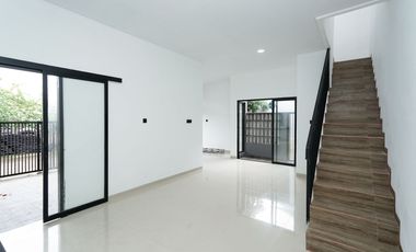 Rumah Terawat di Bekasi Akses Dekat Stasiun LB 120 Siap Huni J-41643