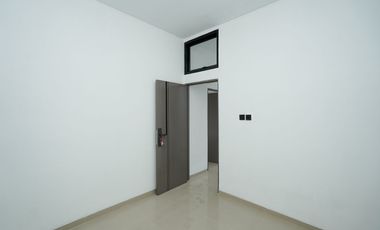 Rumah Terawat di Bekasi Akses Dekat Stasiun LB 120 Siap Huni J-41643