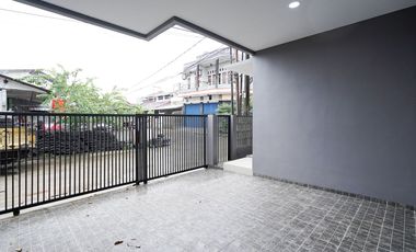 Rumah Terawat di Bekasi Akses Dekat Stasiun LB 120 Siap Huni J-41643