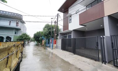 Rumah Terawat di Bekasi Akses Dekat Stasiun LB 120 Siap Huni J-41643