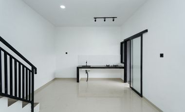 Rumah Terawat di Bekasi Akses Dekat Stasiun LB 120 Siap Huni J-41643