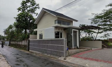 RUMAH MURAH SIAP HUNI 300 JUTAAN DI TEPI JALAN RAYA PROVINSI MAGELANG