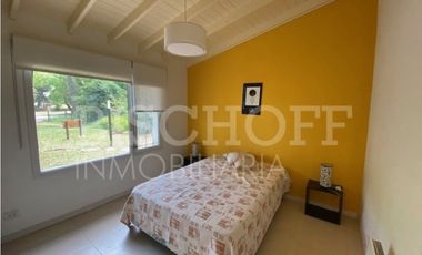 VENTA EN BLOCK, 4 DÚPLEX DE 2 AMBIENTES CADA UNO