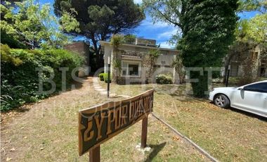 VENTA EN BLOCK, 4 DÚPLEX DE 2 AMBIENTES CADA UNO