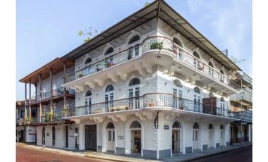 Se Alquila Local Comercial Para Restaurante<<Casco Antiguo>>