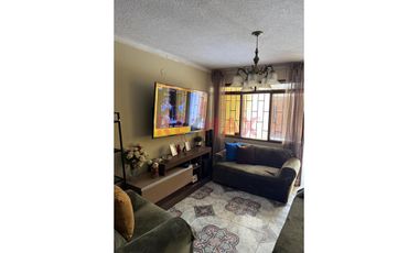 En Venta: Hermosa Casa De 3 Pisos Mas Azotea Frente A Parque En Urb. Ceres – Ate