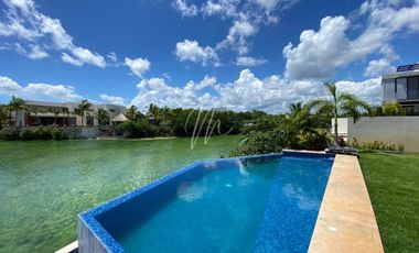 Casa en venta en Cancun en Lagos del sol