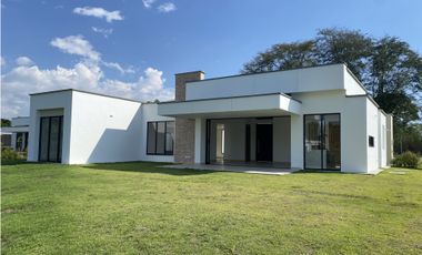 Se Vende Hermosa Casa Campestre Con en Sector el Tigre - Pereira