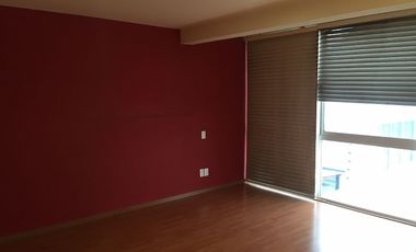 MERCADERES 162 VENDE ESTUPENDO PENT-HOUSE