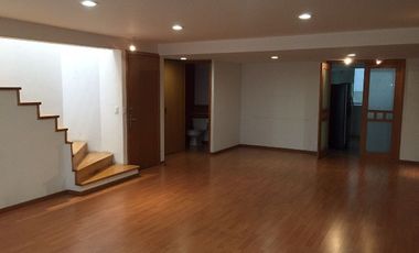 MERCADERES 162 VENDE ESTUPENDO PENT-HOUSE