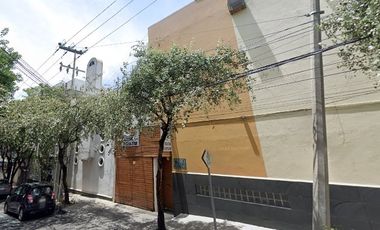 MERCADERES 162 VENDE ESTUPENDO PENT-HOUSE