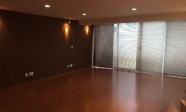 MERCADERES 162 VENDE ESTUPENDO PENT-HOUSE