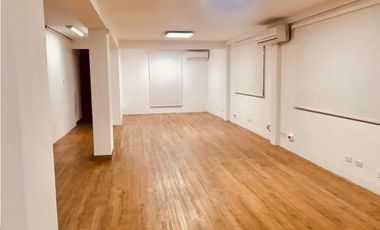 Se Vende DUPLEX EN OBARRIO listo para ocupar.
