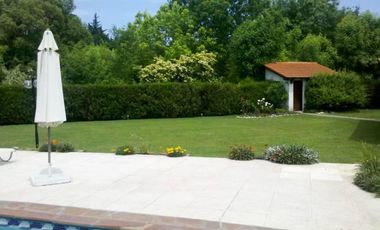 Excelente Chalet en venta en Maschwitz - Escobar