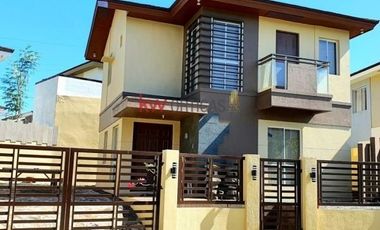 Brand New House in Ridgeview Estates Nuvali